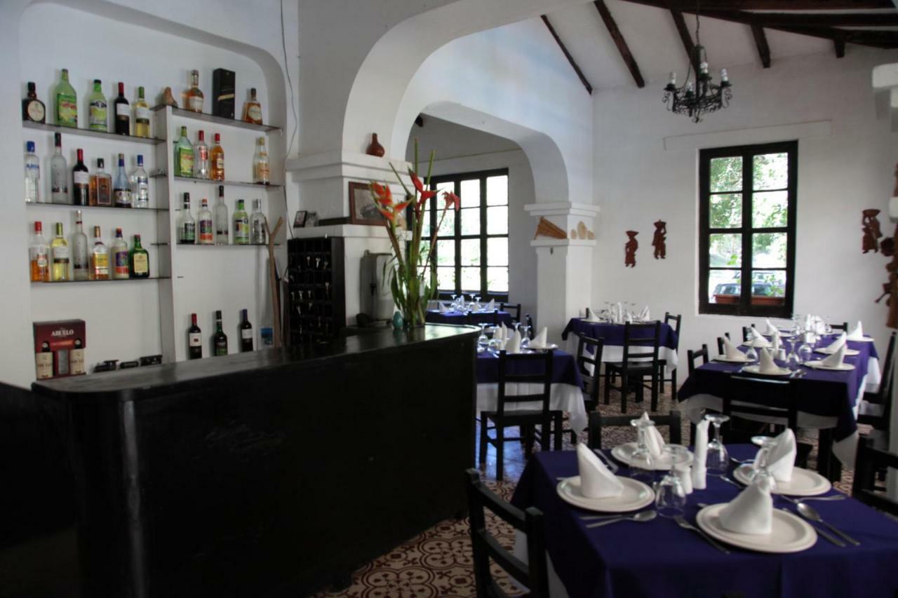 Huigra Hosteria La Eterna Primavera מראה חיצוני תמונה